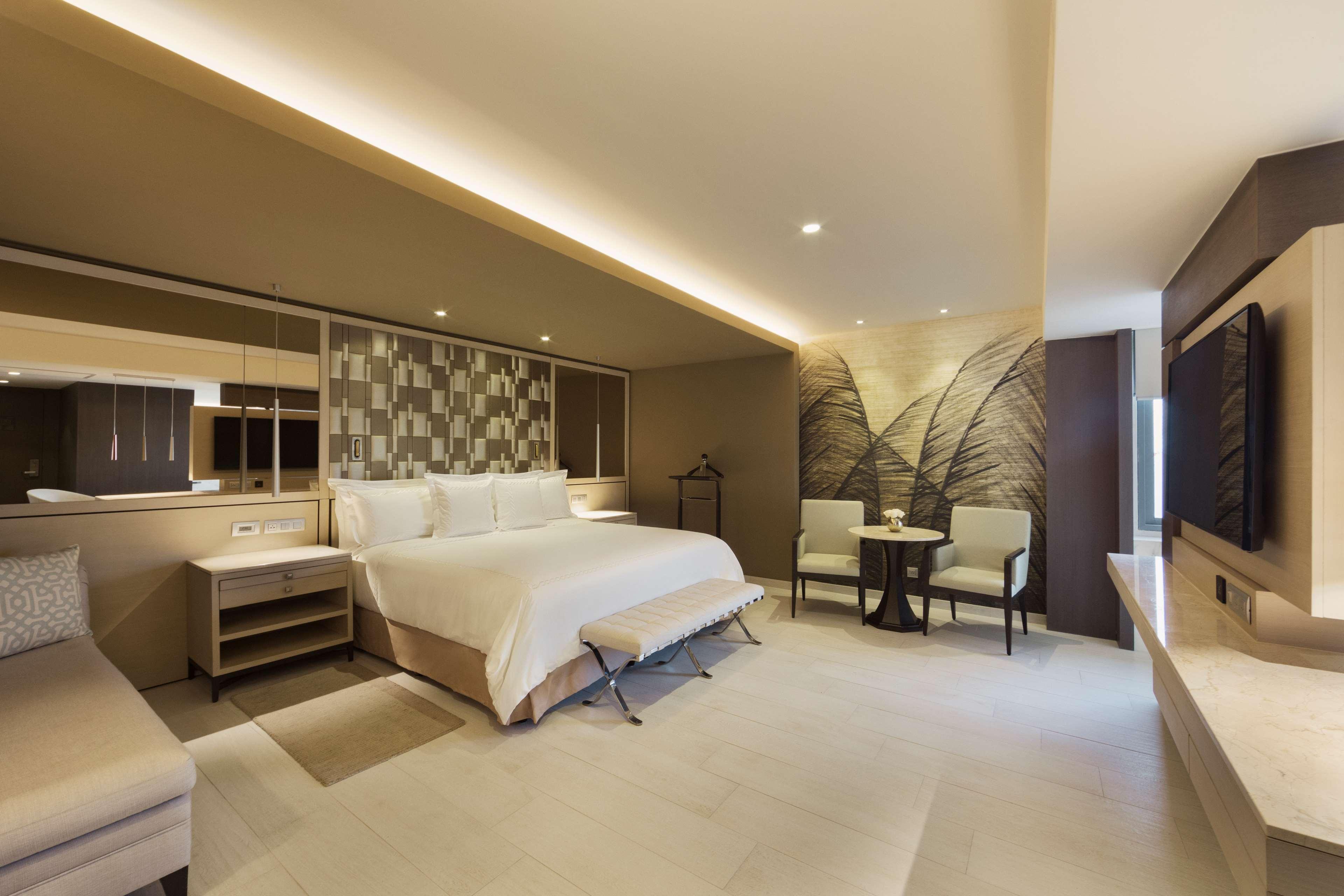 El Embajador, A Royal Hideaway Hotel Santo Domingo Dış mekan fotoğraf Deluxe Room