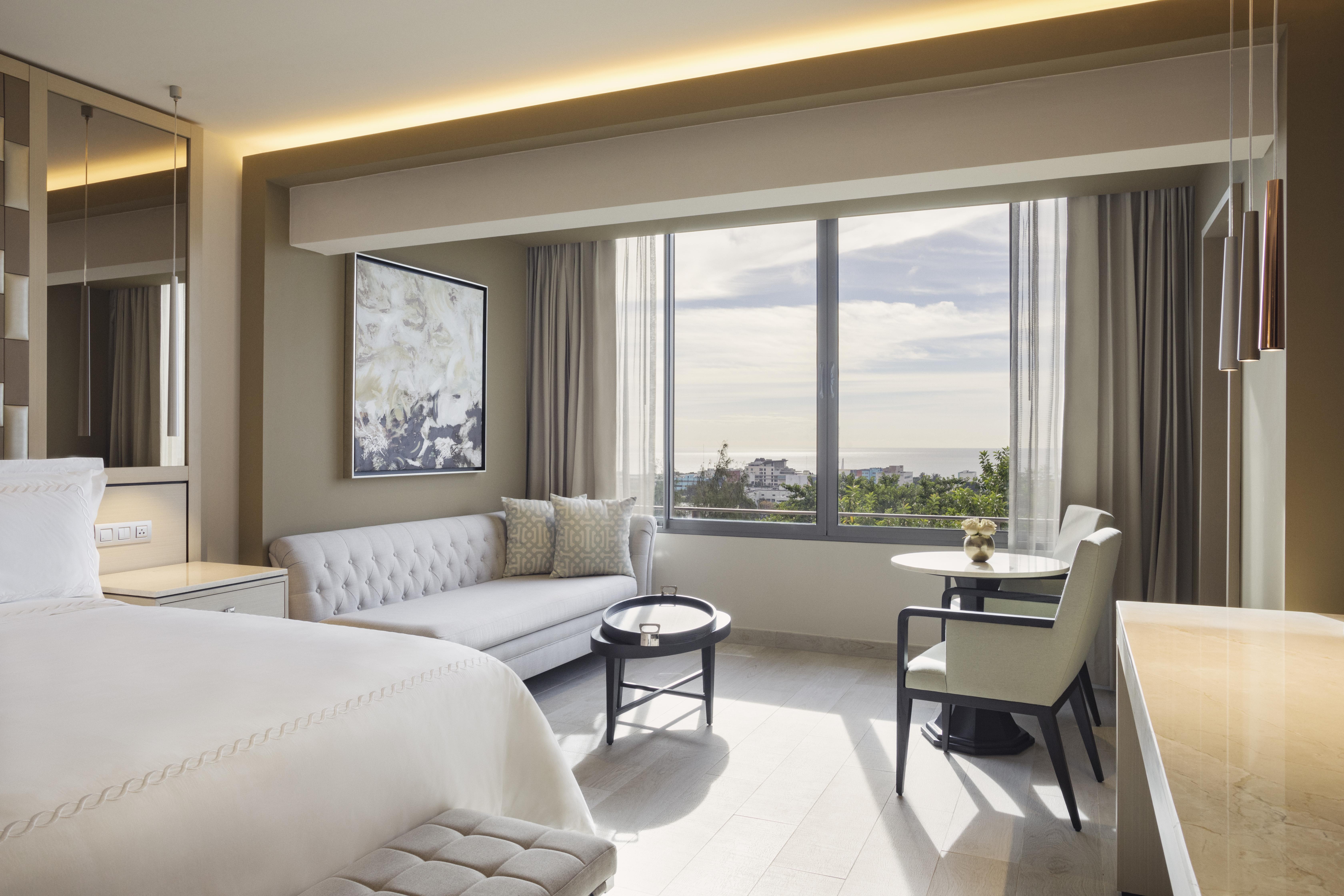 El Embajador, A Royal Hideaway Hotel Santo Domingo Dış mekan fotoğraf Deluxe Room