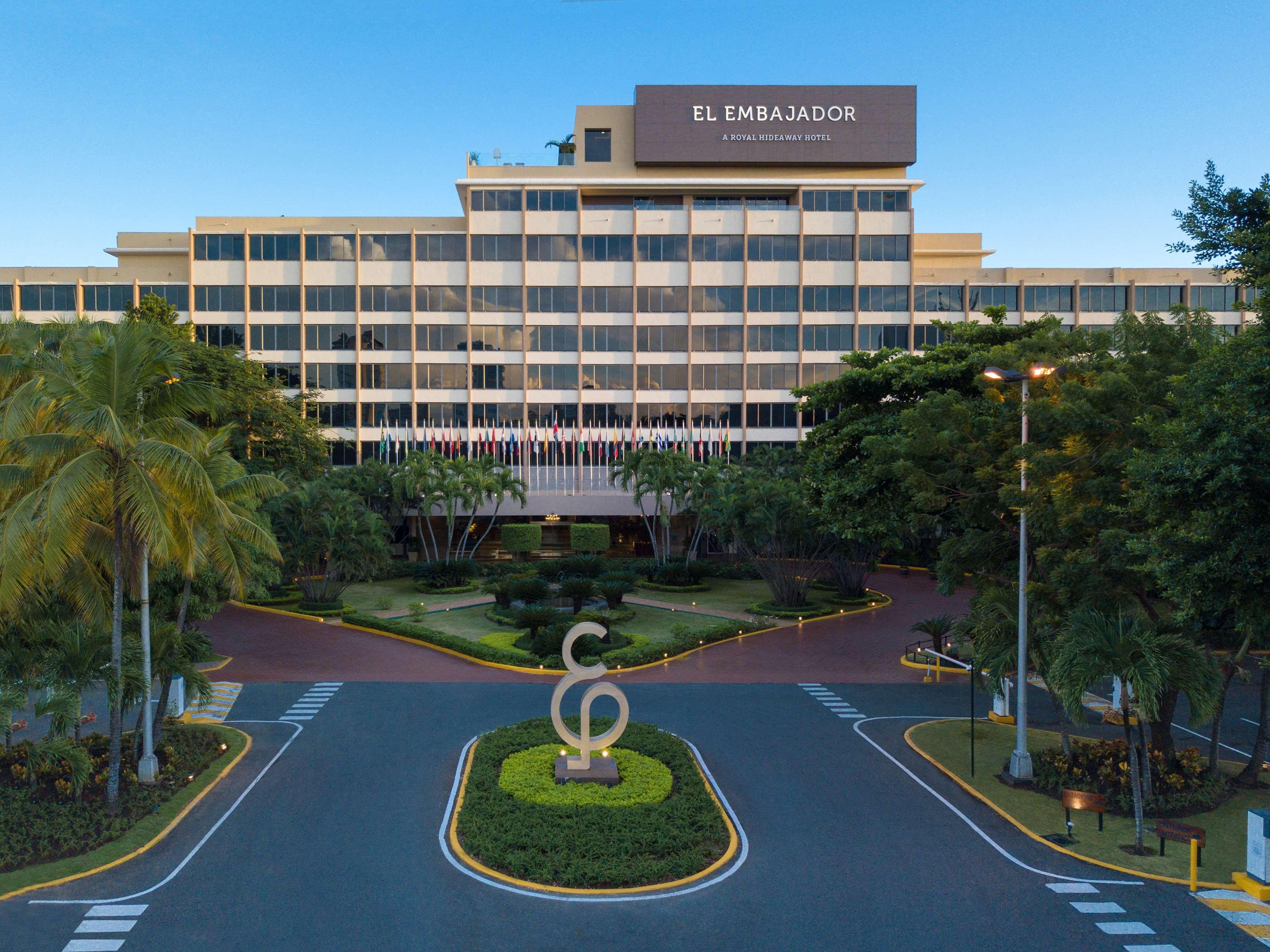 El Embajador, A Royal Hideaway Hotel Santo Domingo Dış mekan fotoğraf The hotel in 2019