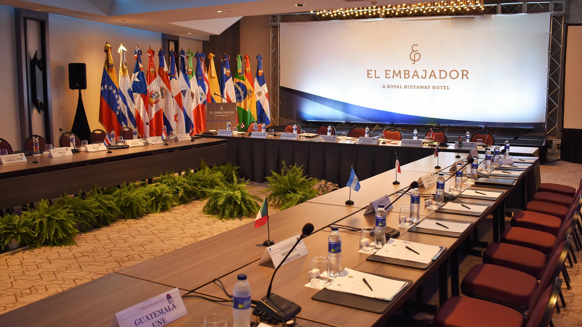 El Embajador, A Royal Hideaway Hotel Santo Domingo Dış mekan fotoğraf Meeting of the Ibero-American Conference of Ministers of Foreign Affairs in Panama City, 2015