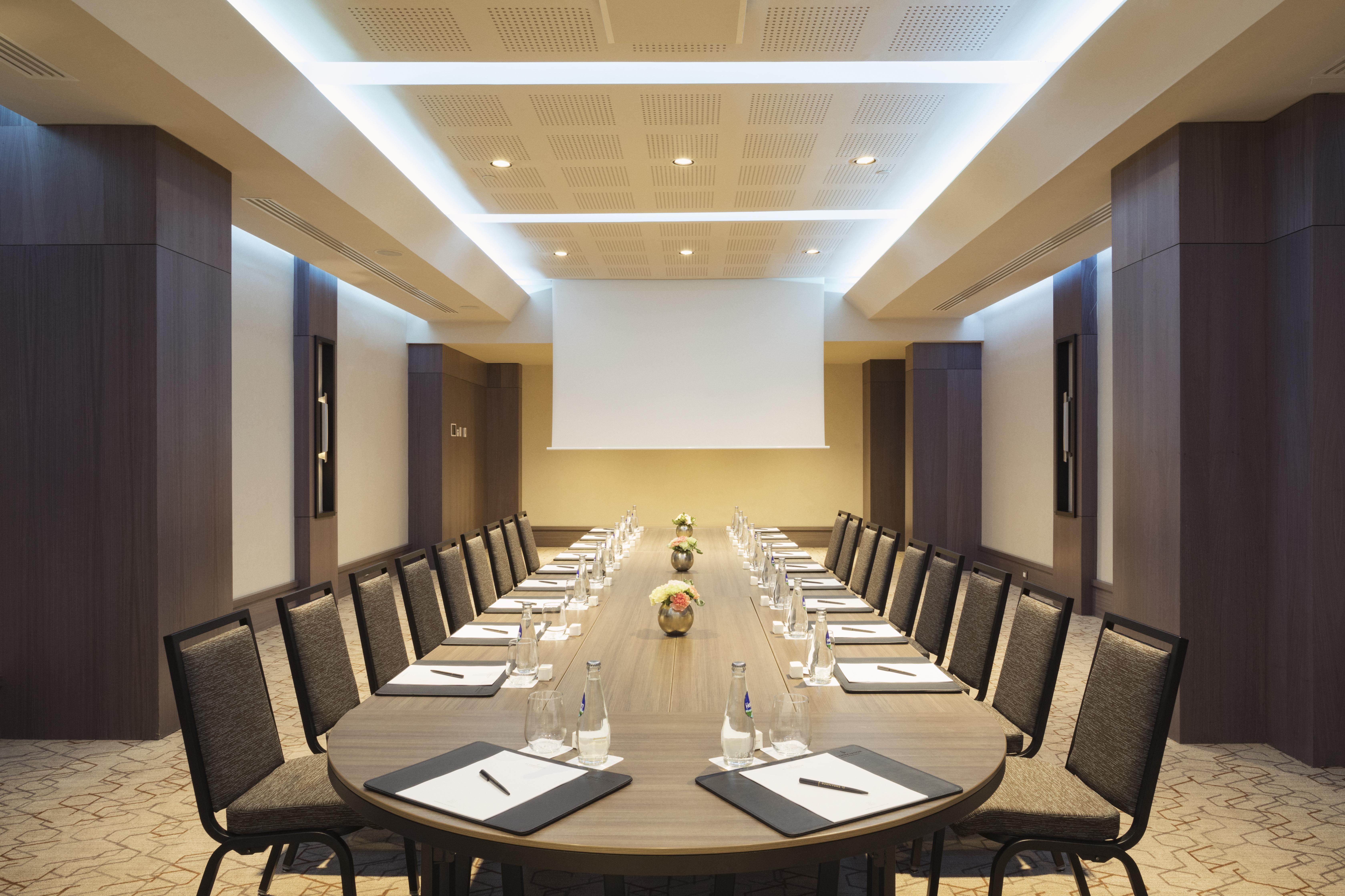 El Embajador, A Royal Hideaway Hotel Santo Domingo Dış mekan fotoğraf Meeting room