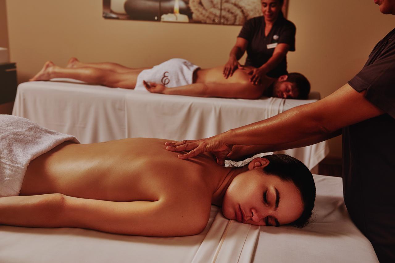 El Embajador, A Royal Hideaway Hotel Santo Domingo Dış mekan fotoğraf Massage